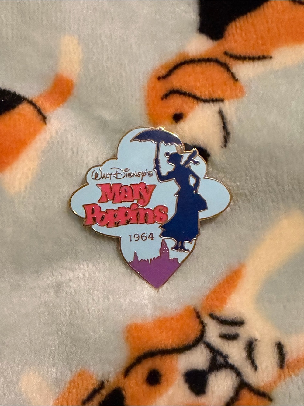 Mary Poppins Disney Pin